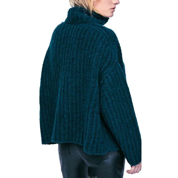 Free People Turquoise Fluffy Fox Cowl Neck Sweater Women's Size XS - Picture 3 of 8